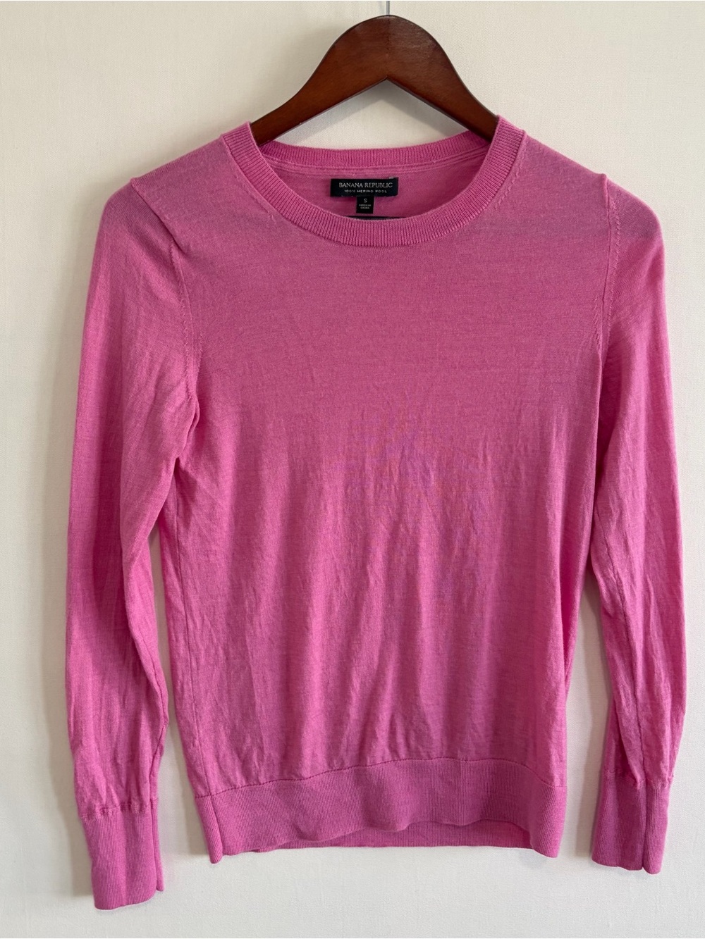Banana Republic 100% Merino Wool Sweater Women’s S Pink Preppy Barbie